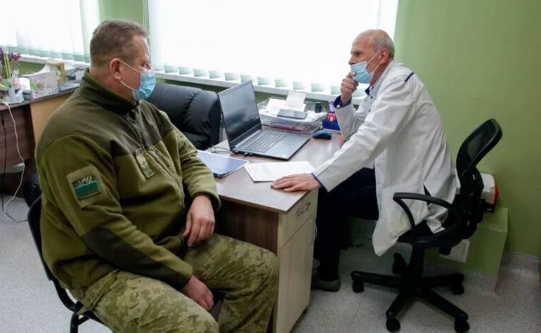З якими хворобами можуть мобілізувати українця з 18 травня: повний перелік від ВЛК